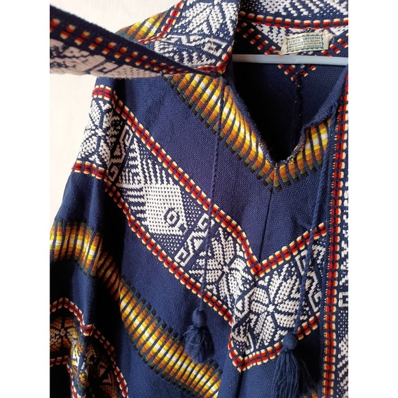 VINTAGE Fringe Poncho Cape Cloak Shawl Aztec Acrylic Inca Imports Handcrafted - Picture 4 of 7